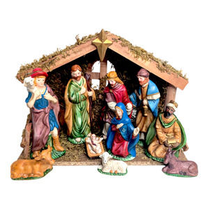 11 Piece Hand Painted Porcelain Nativity Scene Set Vintage‎